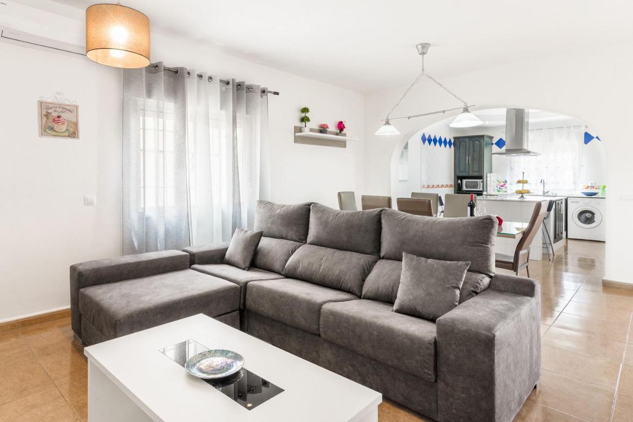 Holiday home Casa Familiar La Lobita 2 *